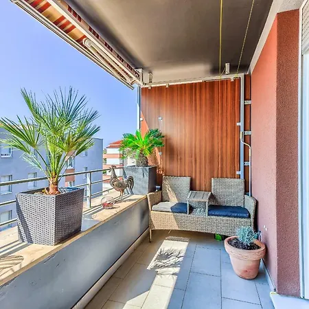 Apartman Sanny *