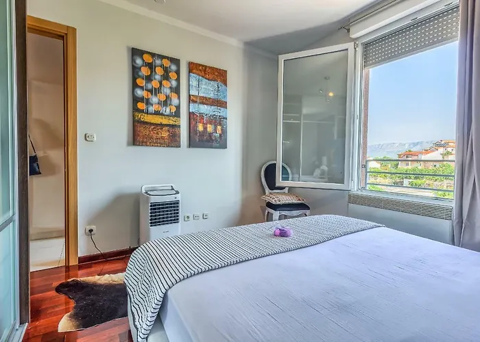 Sanny Apartmán *