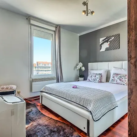 Apartment Sanny *